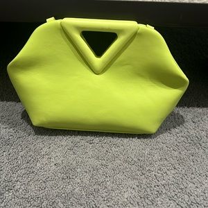 Green clutch